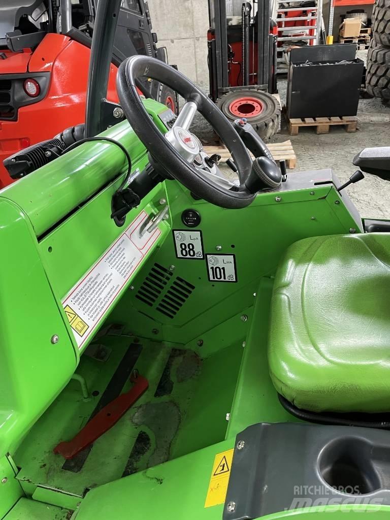 Avant 423 Mini chargeuse