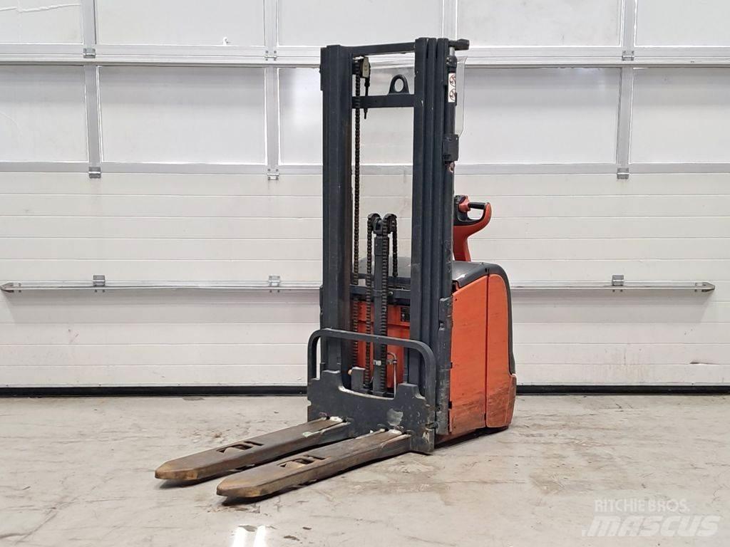 Linde L14 Gerbeur accompagnant