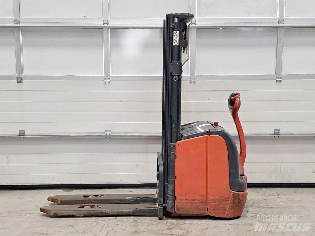 Linde L14 Gerbeur accompagnant