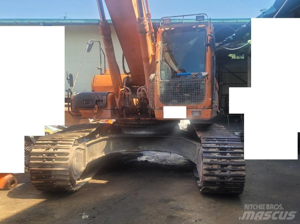 Doosan DX 300 LCA Pelle sur chenilles