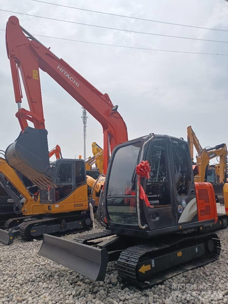 Hitachi ZX 60 Pelle sur chenilles