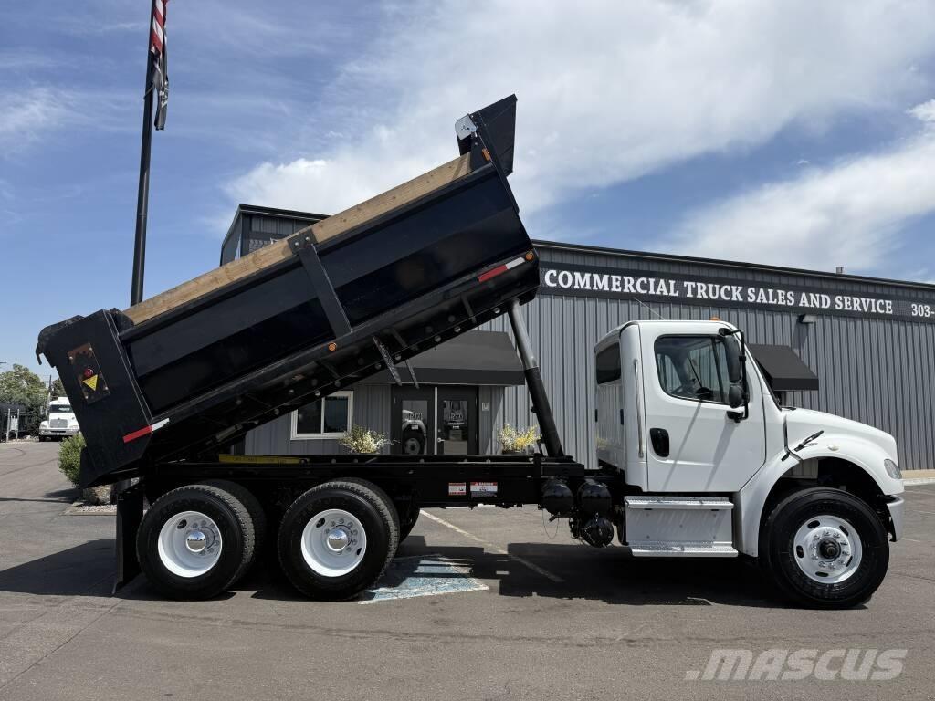Freightliner M 106 Camion benne