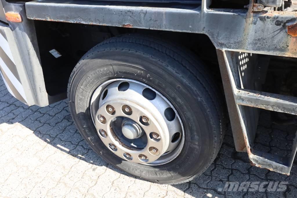 Kalmar TT 612 D Tracteur de manœuvre