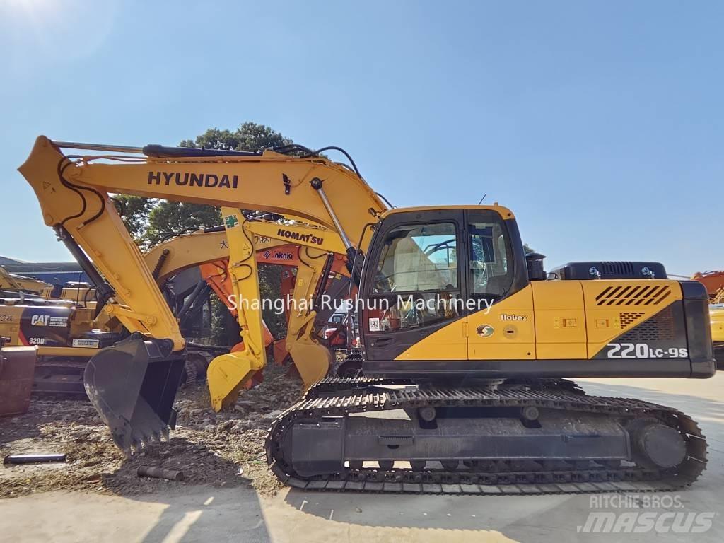 Hyundai 220 Pelle sur chenilles