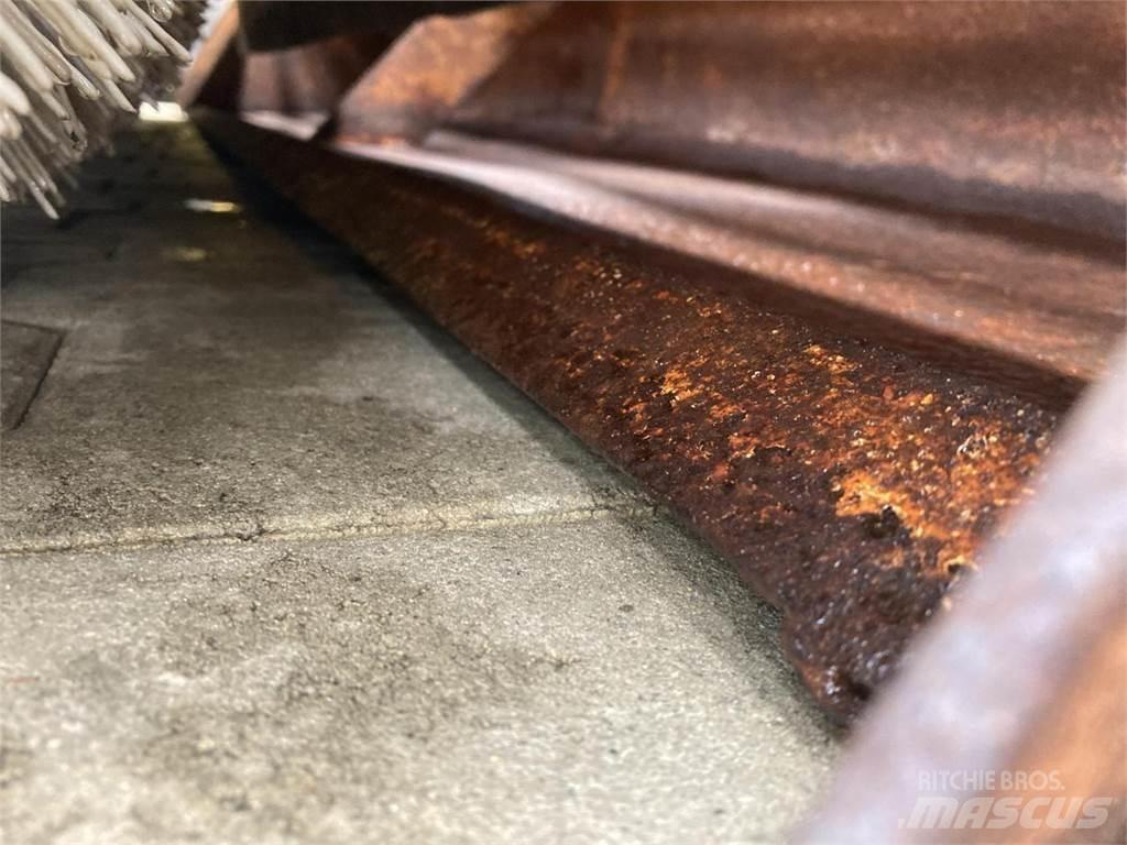 Bema 2,30 m Balayeuse / Autolaveuse