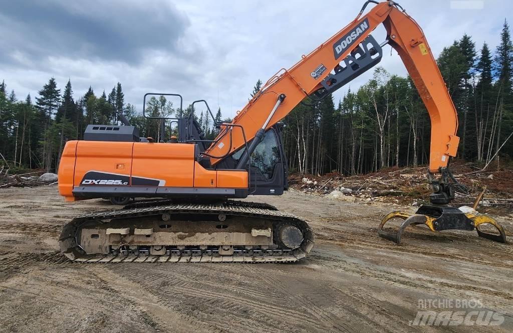 Doosan DX 225 LC-5 Pelle sur chenilles