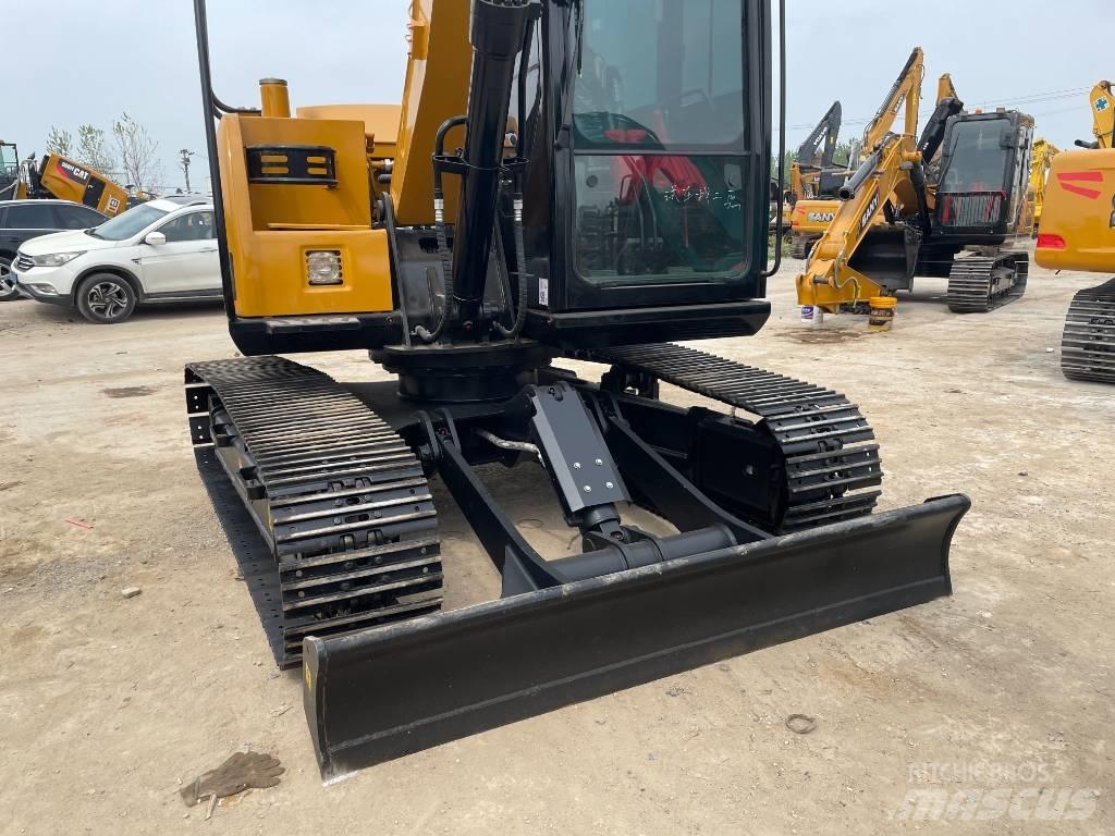 Sany SY95C Pelle sur chenilles