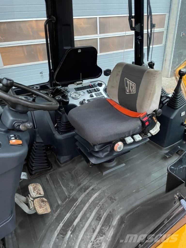 JCB 2CX Tractopelle