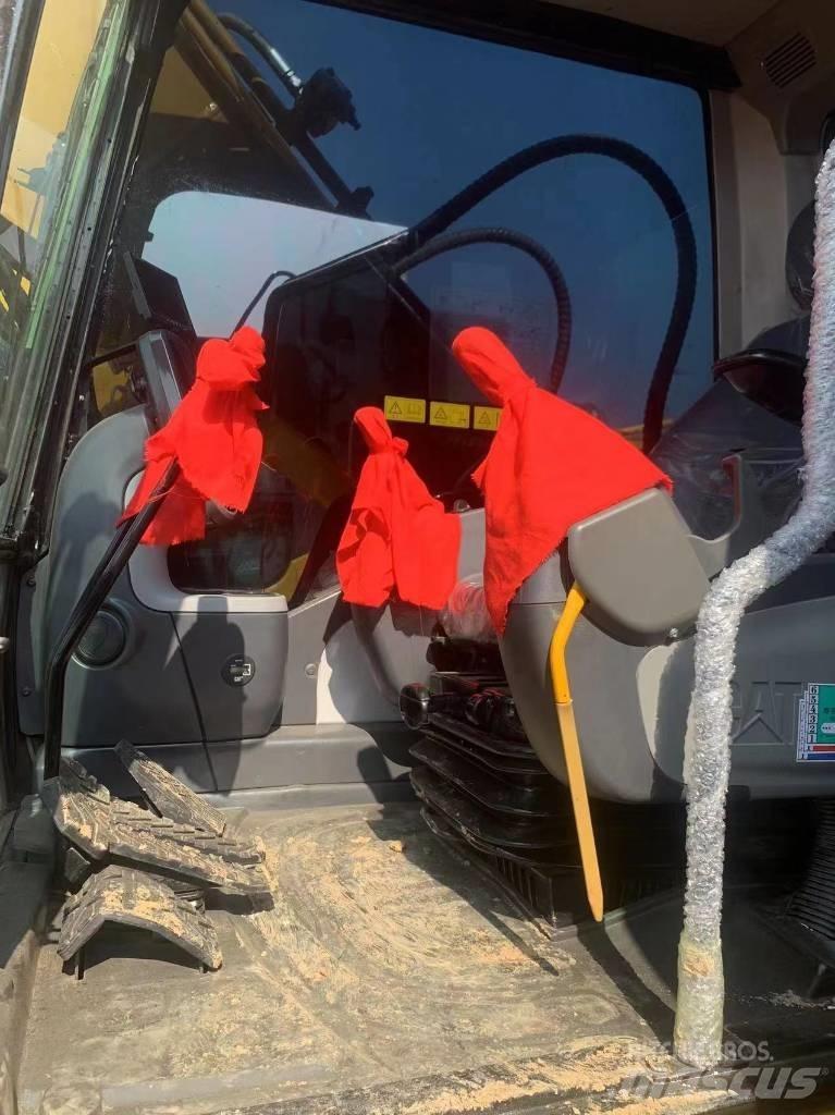 CAT 320 D L Pelle sur chenilles