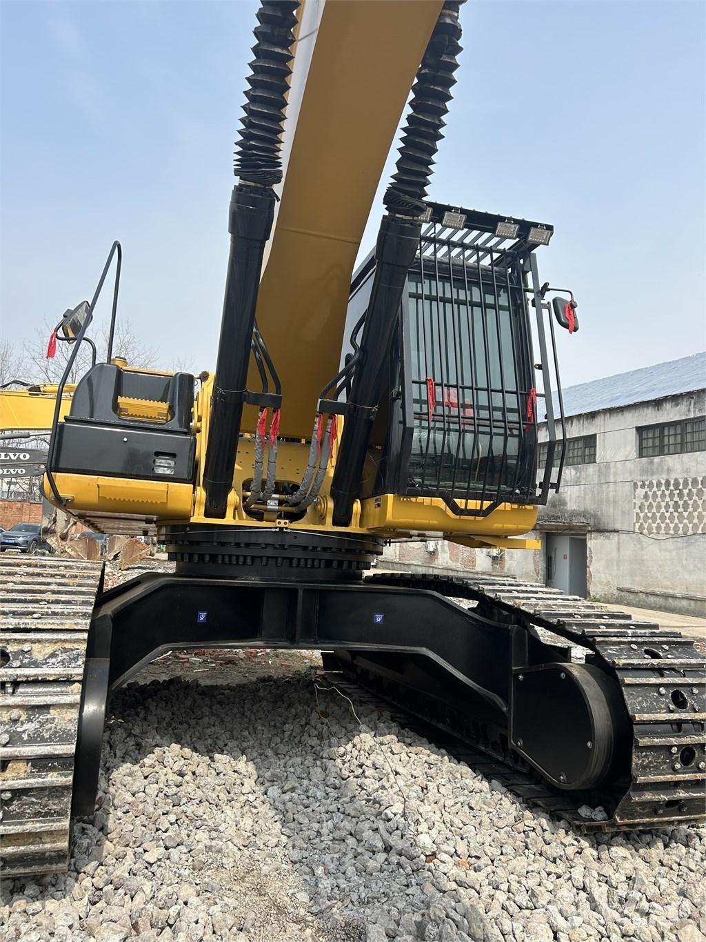 CAT 340 Pelle sur chenilles