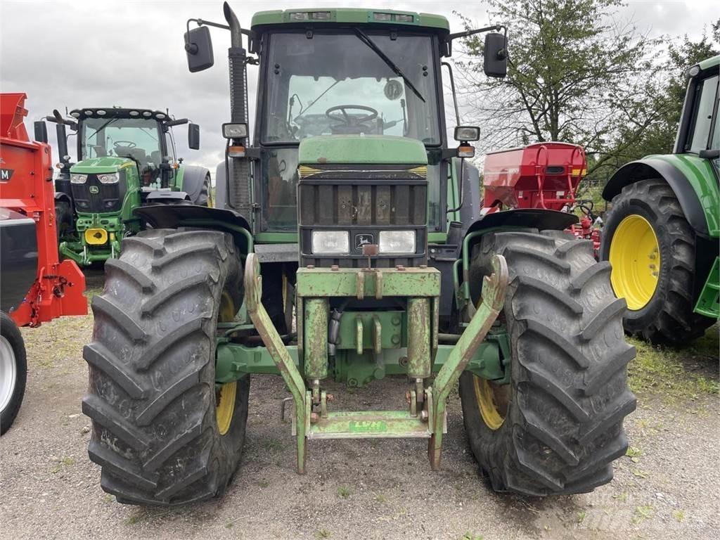 John Deere 6800 Tracteur