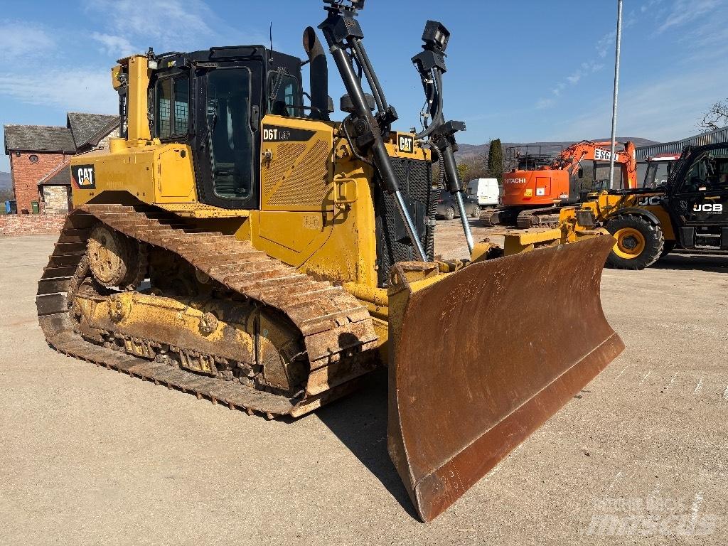 CAT D 6 T LGP VPAT Bouteurs sur chenilles