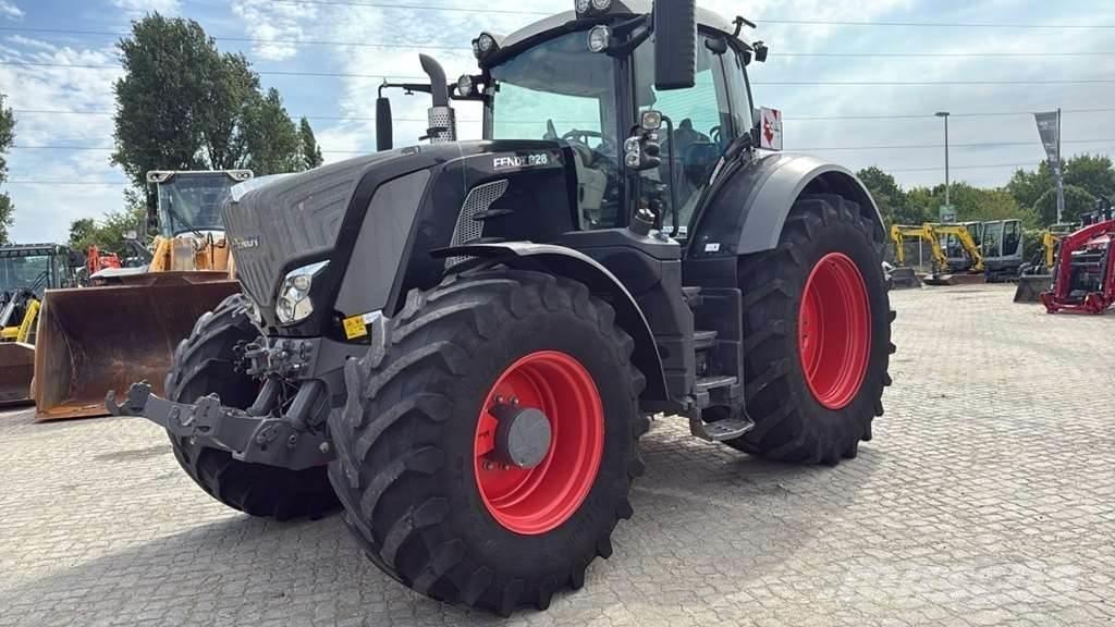 Fendt 828 Vario 0 Tracteur