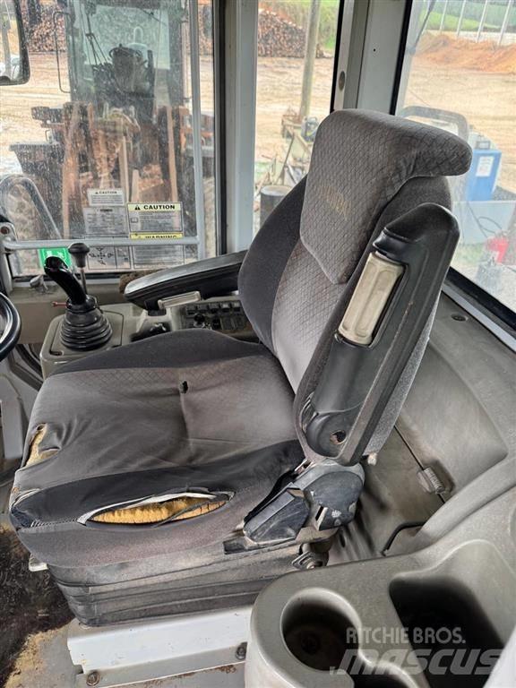 Hyundai HL 757 TM-7 Chargeuse sur pneus