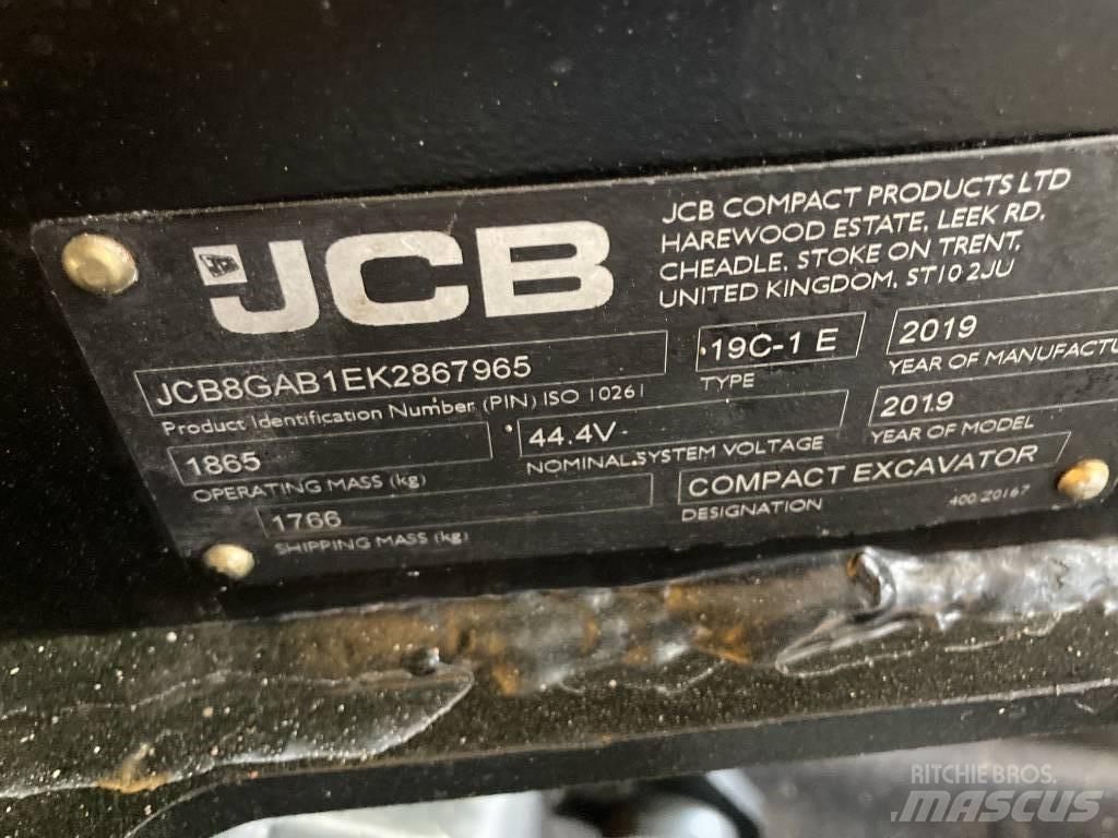JCB 19 C-IE Mini pelle < 7t
