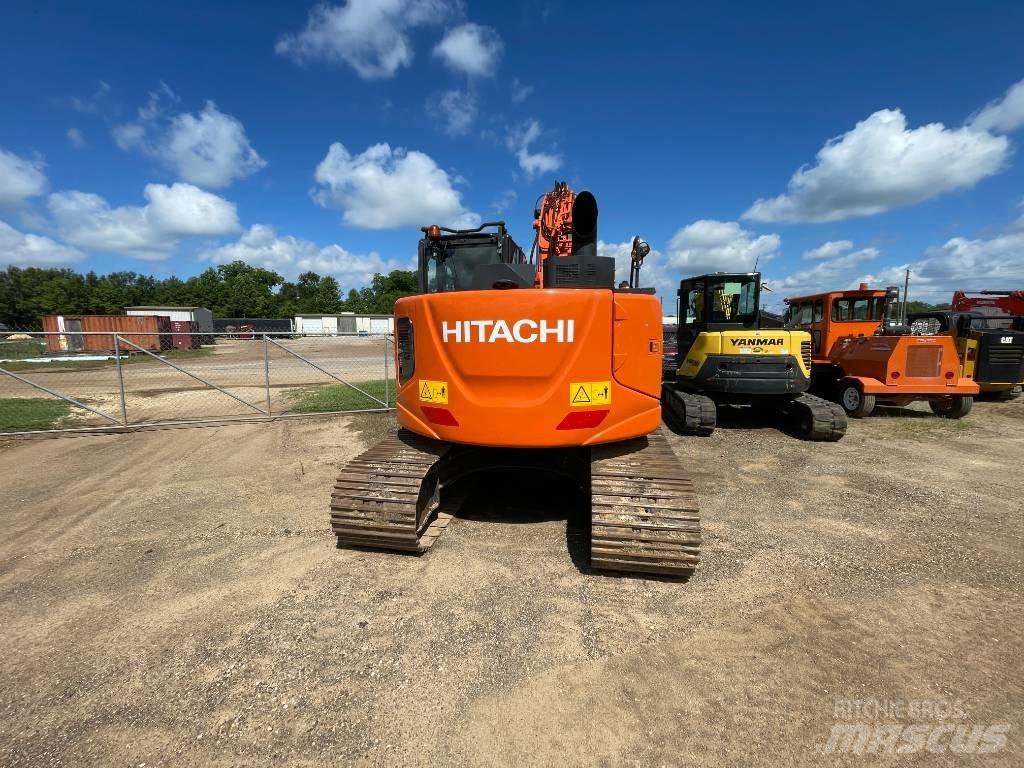 Hitachi ZX 135 US-6 Pelle sur chenilles