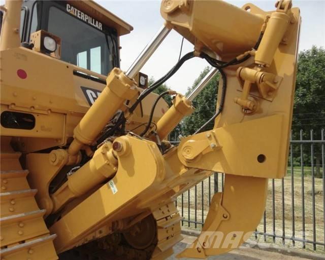 CAT D 8 R Bouteurs sur chenilles