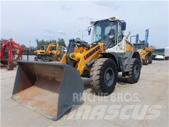 Liebherr L 524 Chargeuse sur pneus