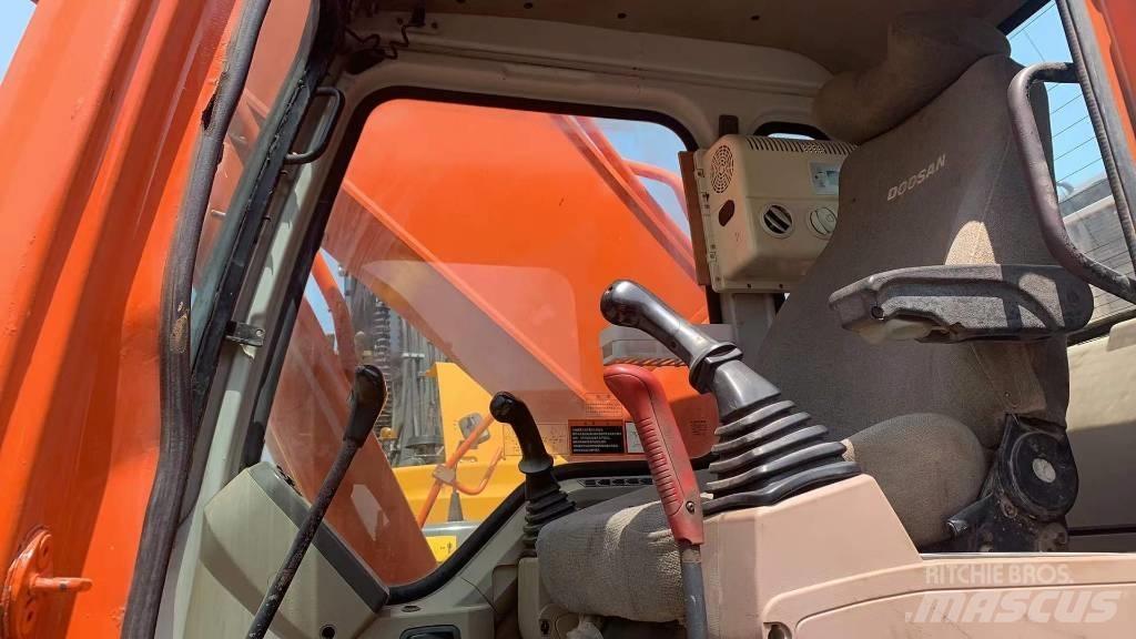 Doosan DH 300 LC-7 Pelle sur chenilles