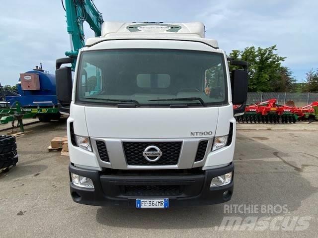 Nissan NT500 Utilitaire benne