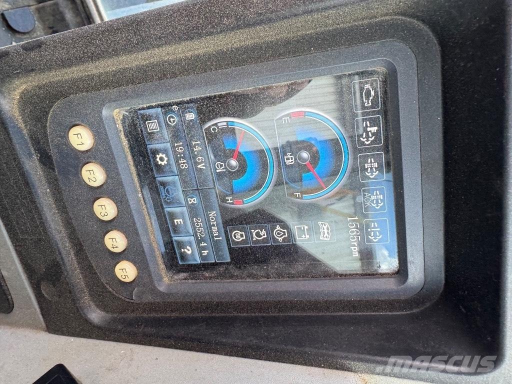 Sunward SWE90UF Mini pelle 7t-12t