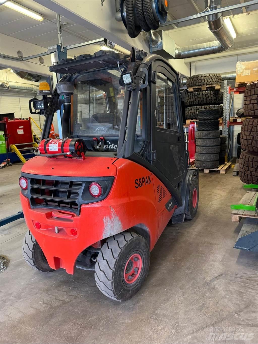 Linde H30D-02 Chariots diesel