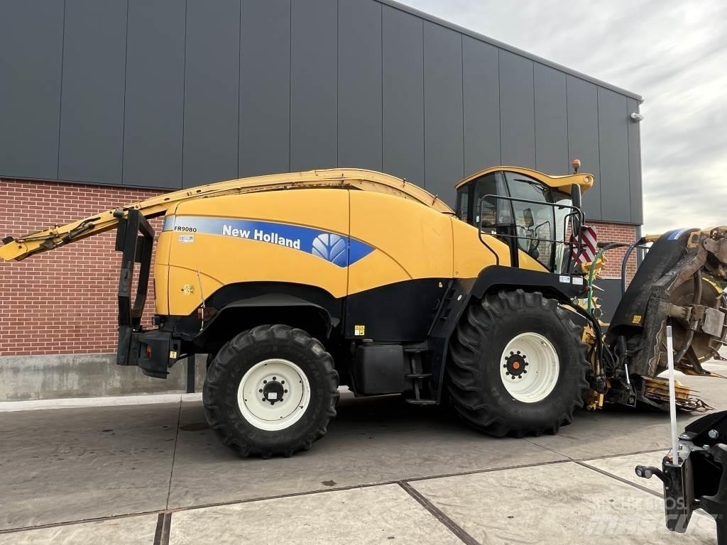 New Holland FR9080 Ensileuse automotrice