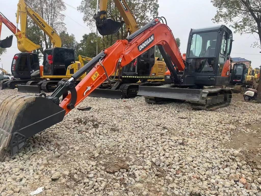 Doosan DX60 Mini pelle < 7t