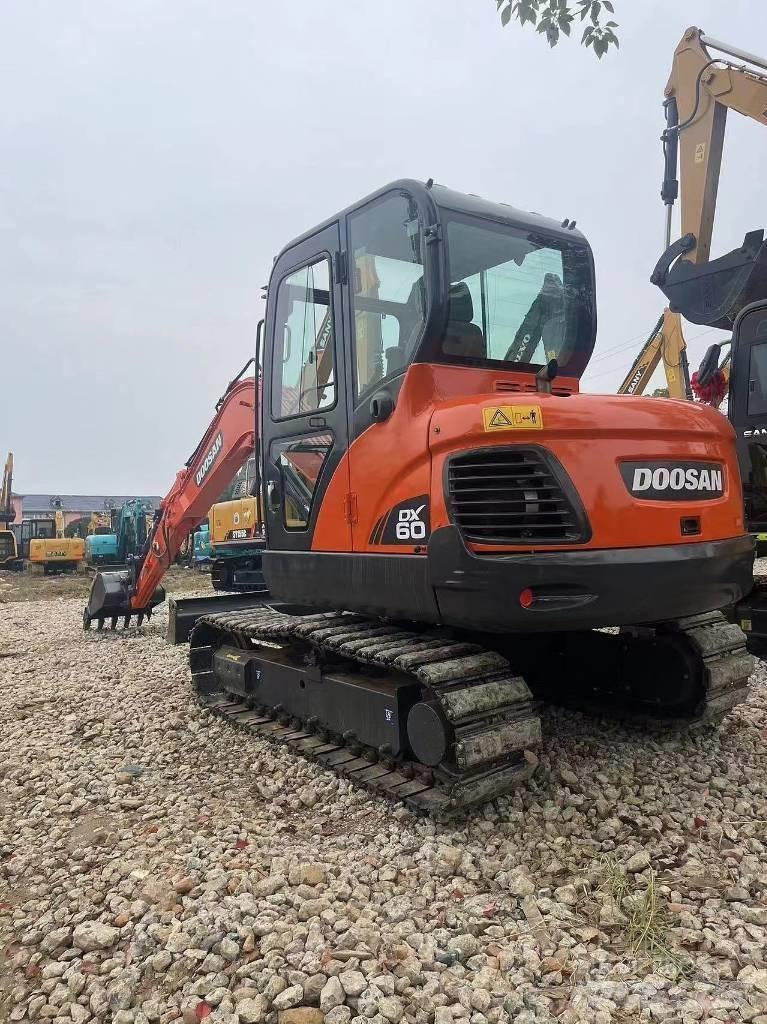 Doosan DX60 Mini pelle < 7t