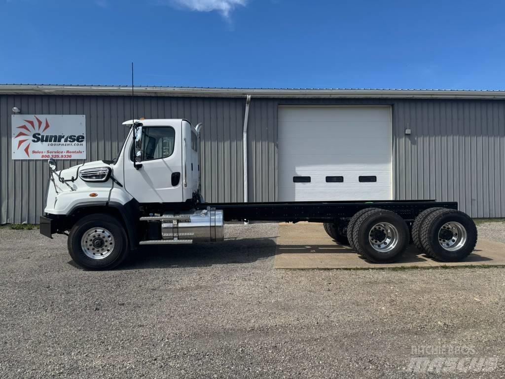 Freightliner 114 SD Châssis cabine