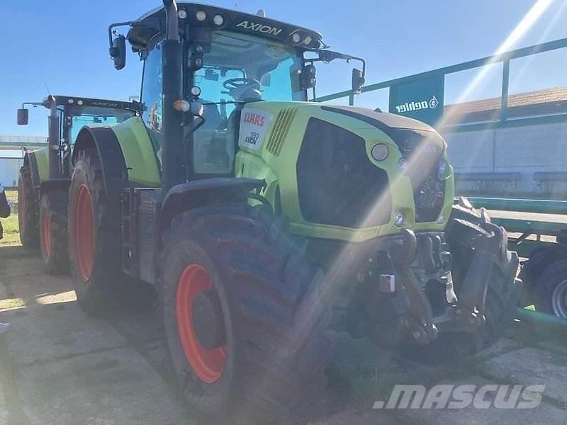 CLAAS Axion 830 Tracteur