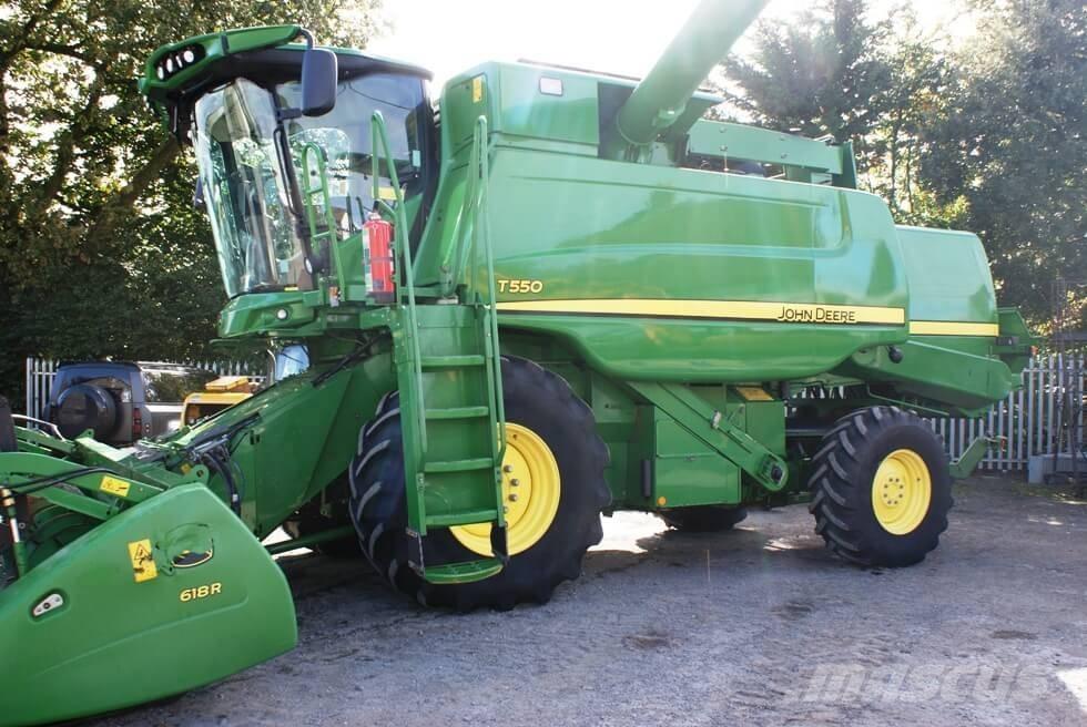 John Deere T 550 Moissonneuse batteuse