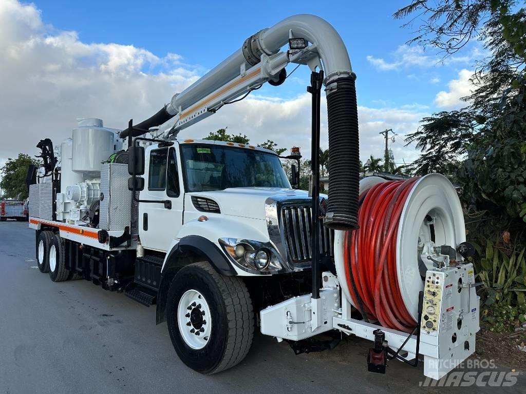 International 7400 Camion aspirateur, Hydrocureur