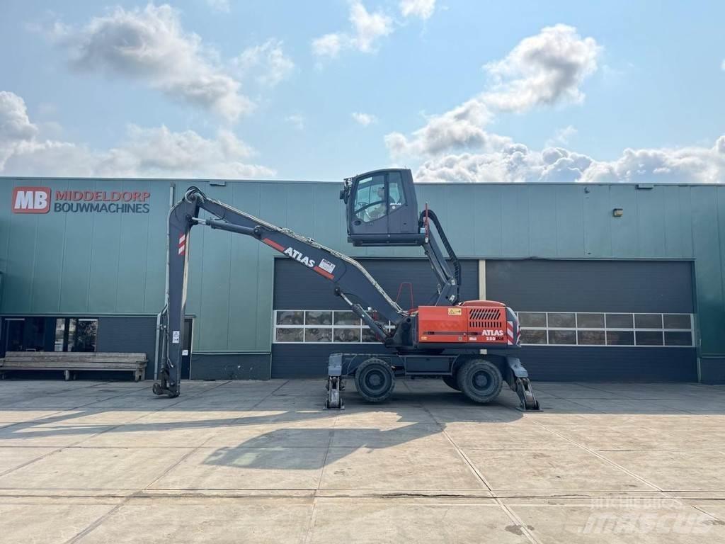 Atlas 250 MH Pelle à déchets