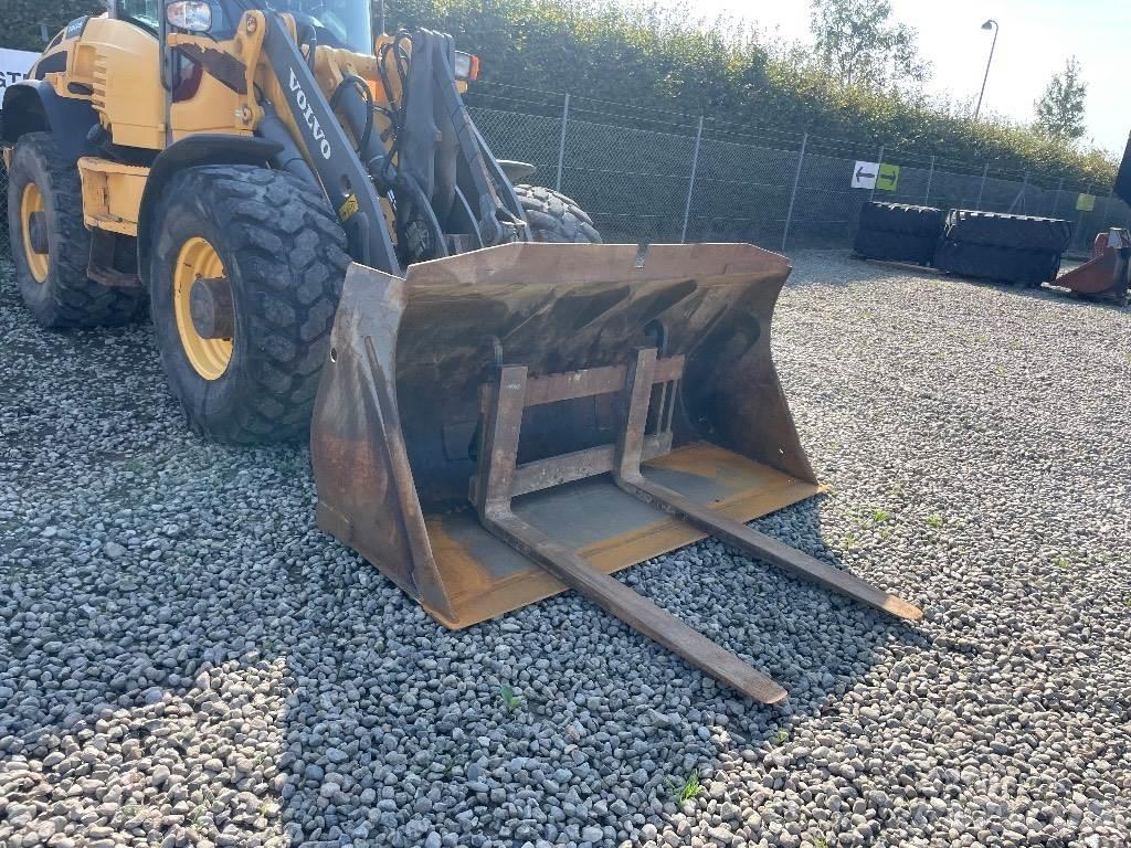 Volvo BM L45 Chargeuse sur pneus