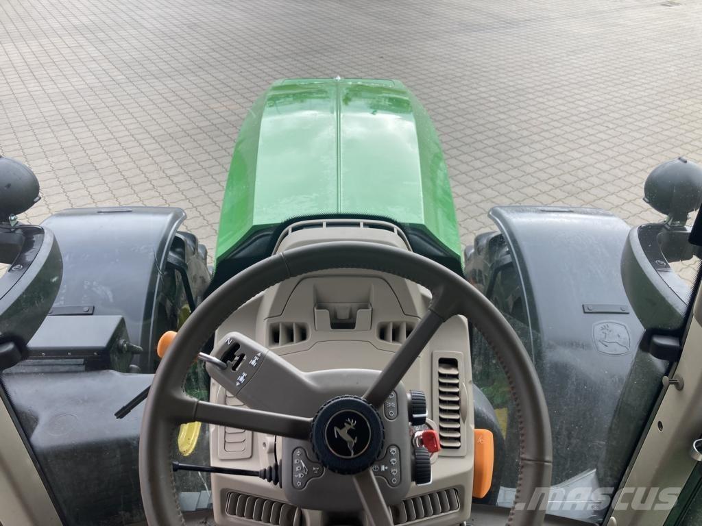 John Deere 6M240 Tracteur