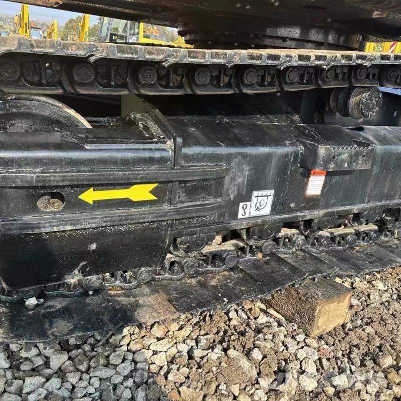 Sany SY 235 Pelle sur chenilles