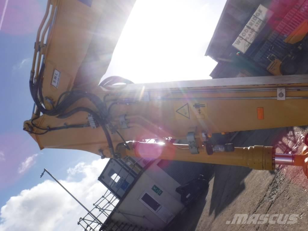 Komatsu PW 160-11 Pelle sur pneus