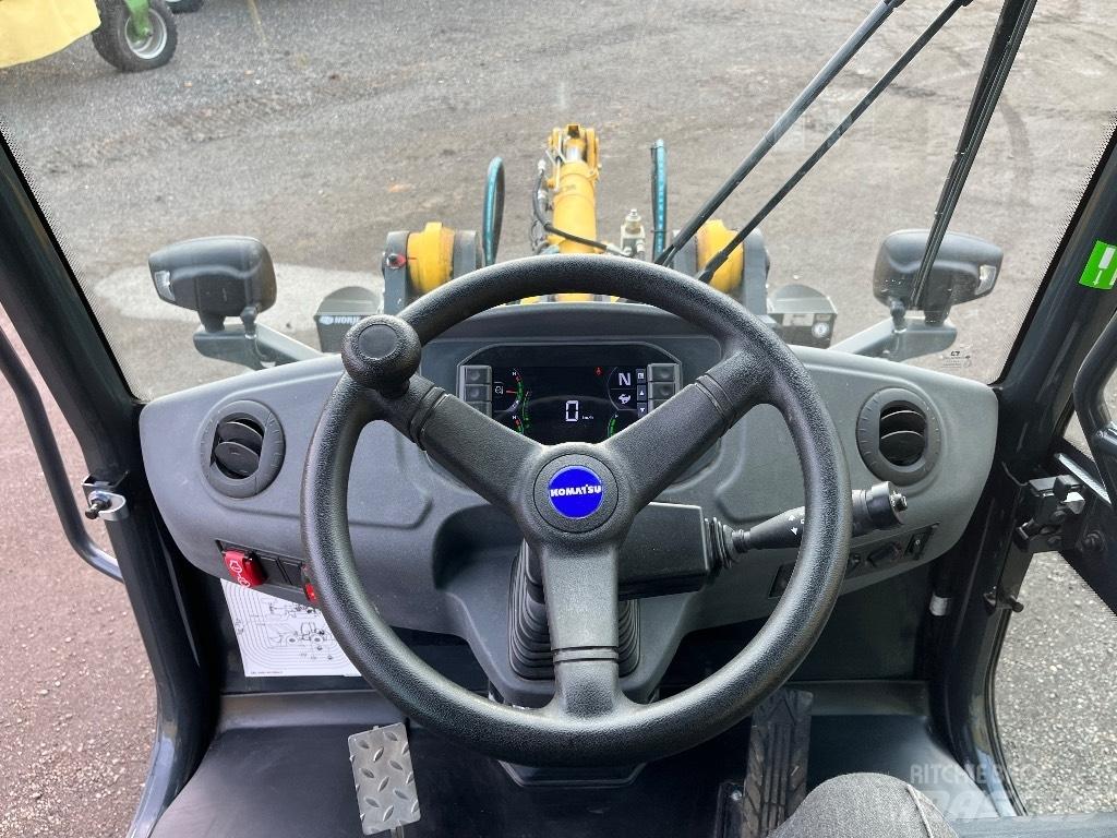 Komatsu WA80M-8 Chargeuse sur pneus