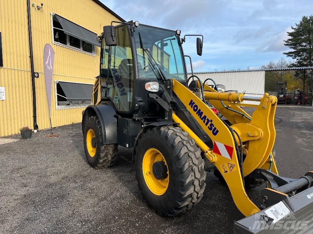 Komatsu WA80M-8 Chargeuse sur pneus