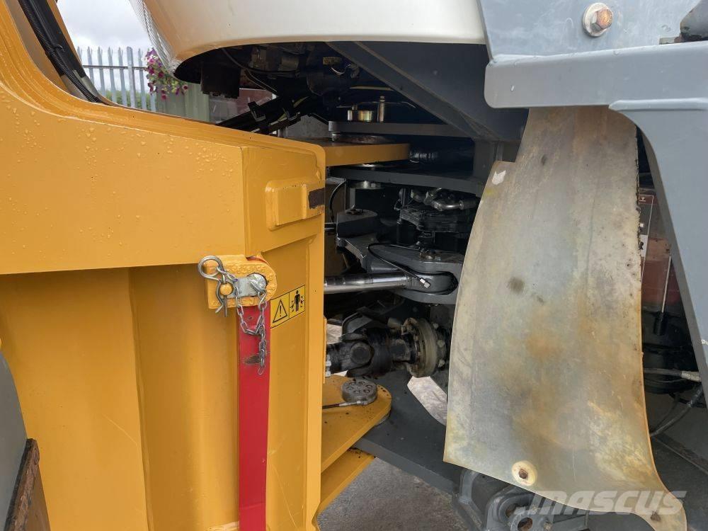 Liebherr L 550 Chargeuse sur pneus