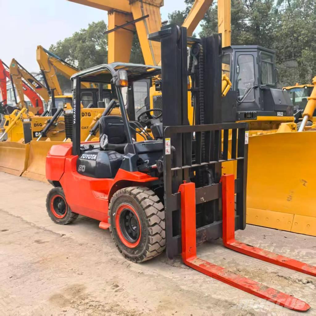 Toyota 7FD50 Chariots diesel