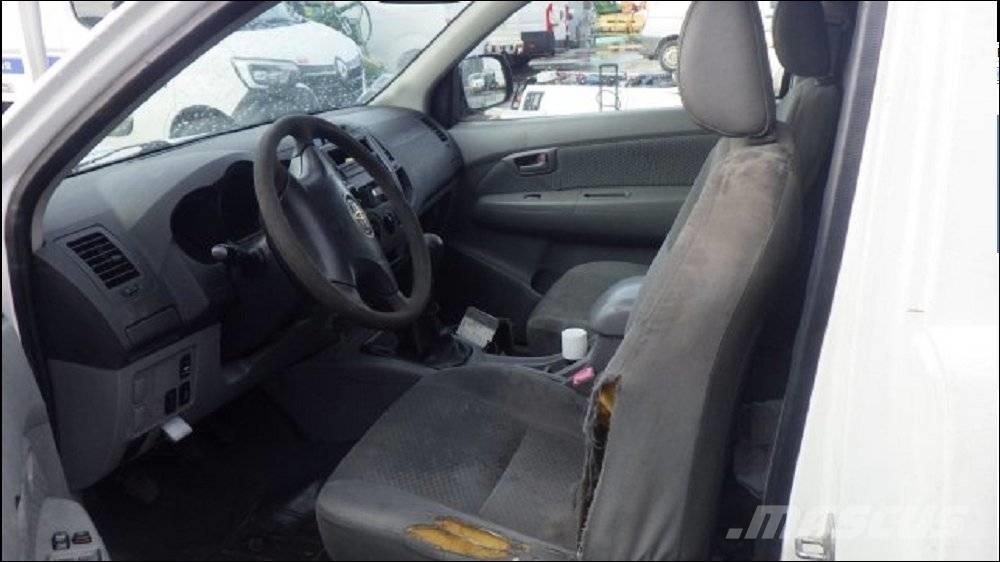 Toyota Hilux Utilitaire benne