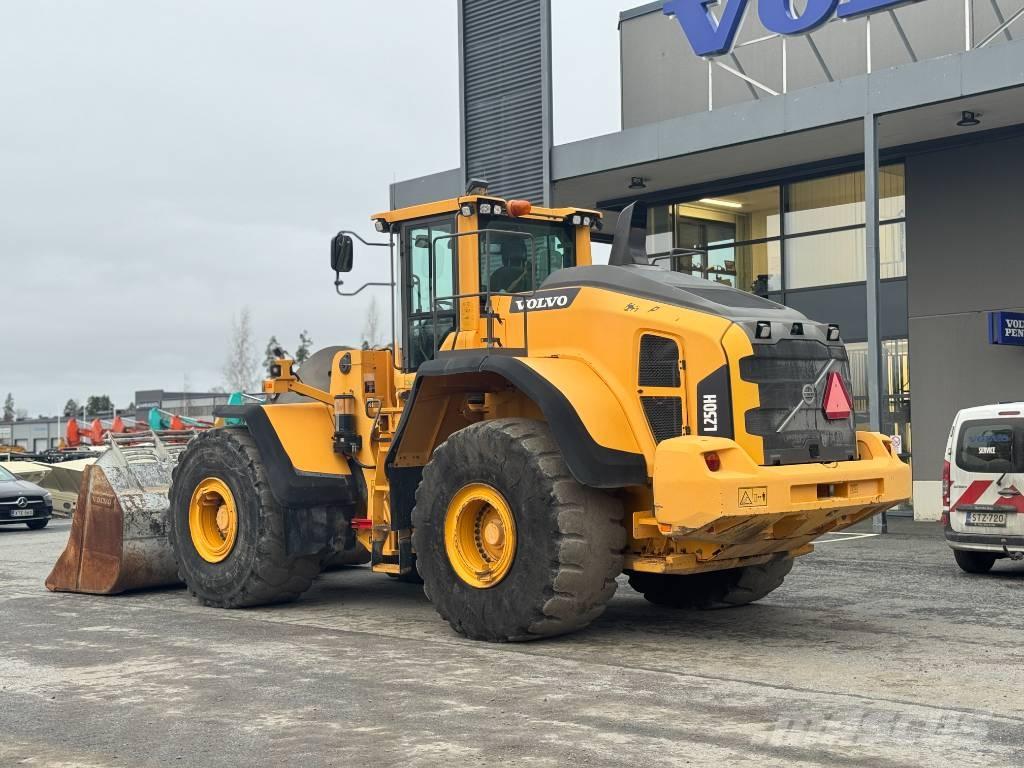 Volvo l 250 H Chargeuse sur pneus