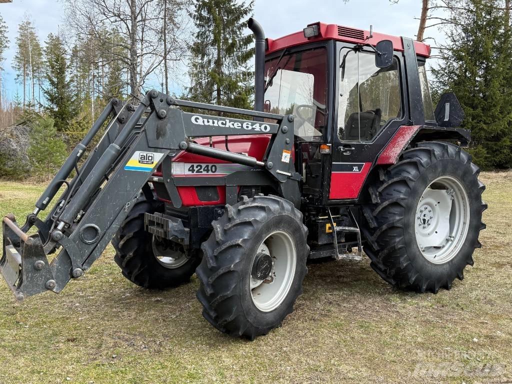 Case IH 4240 Tracteur