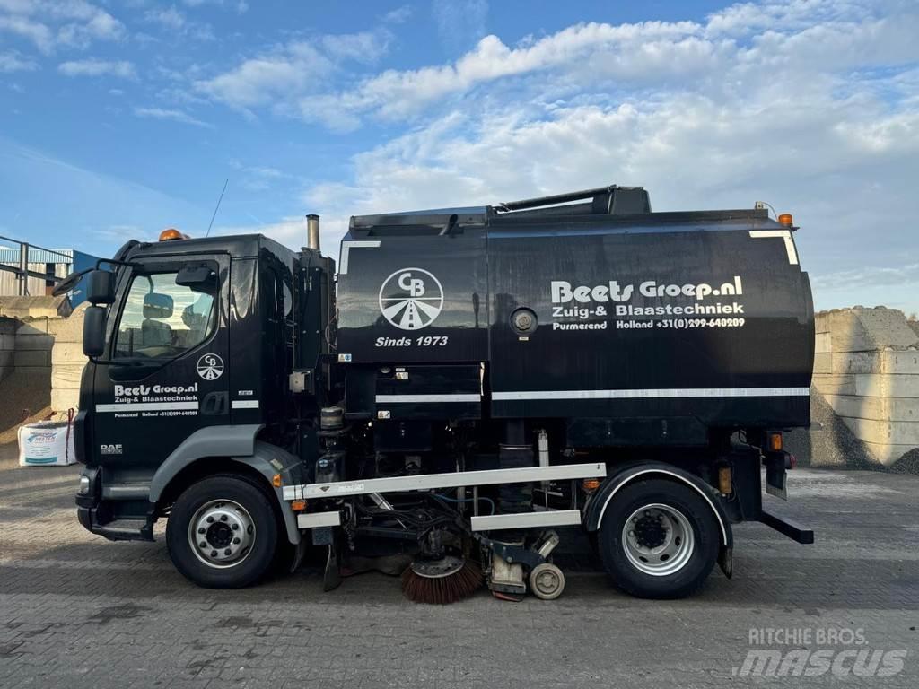 DAF FA LF55 Balayeuse / Autolaveuse