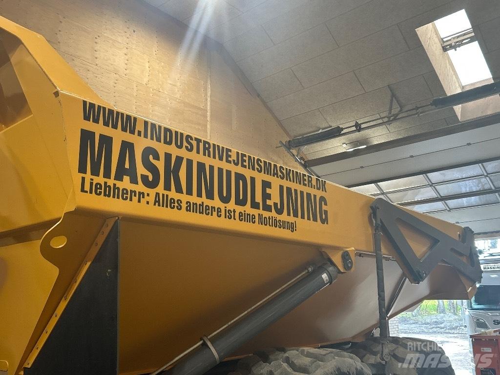 Liebherr TA 230 Tombereau articulé