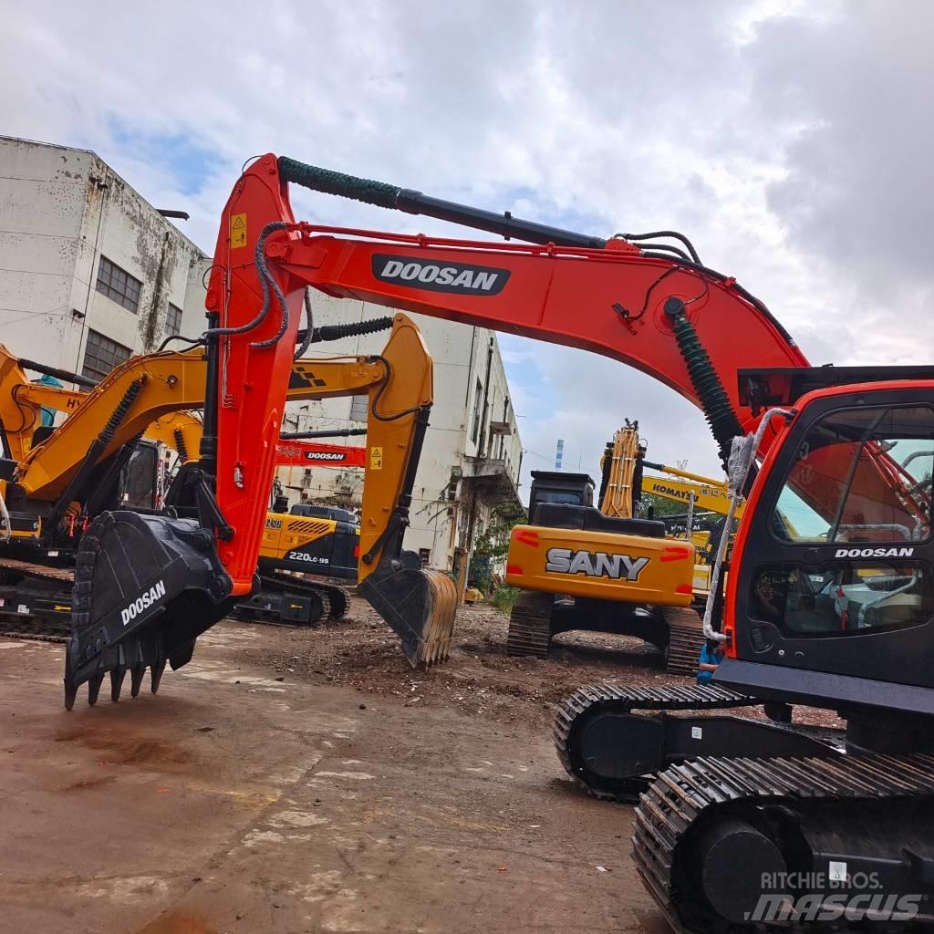 Doosan DX 300 LC Pelle sur chenilles