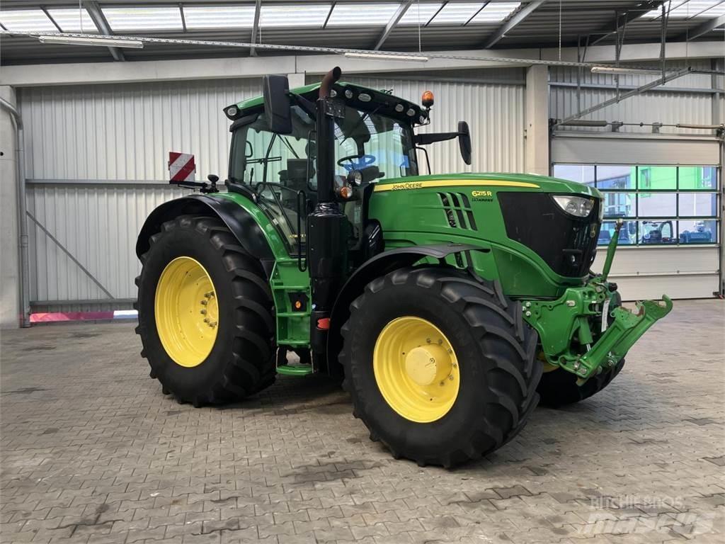 John Deere 6215R Tracteur