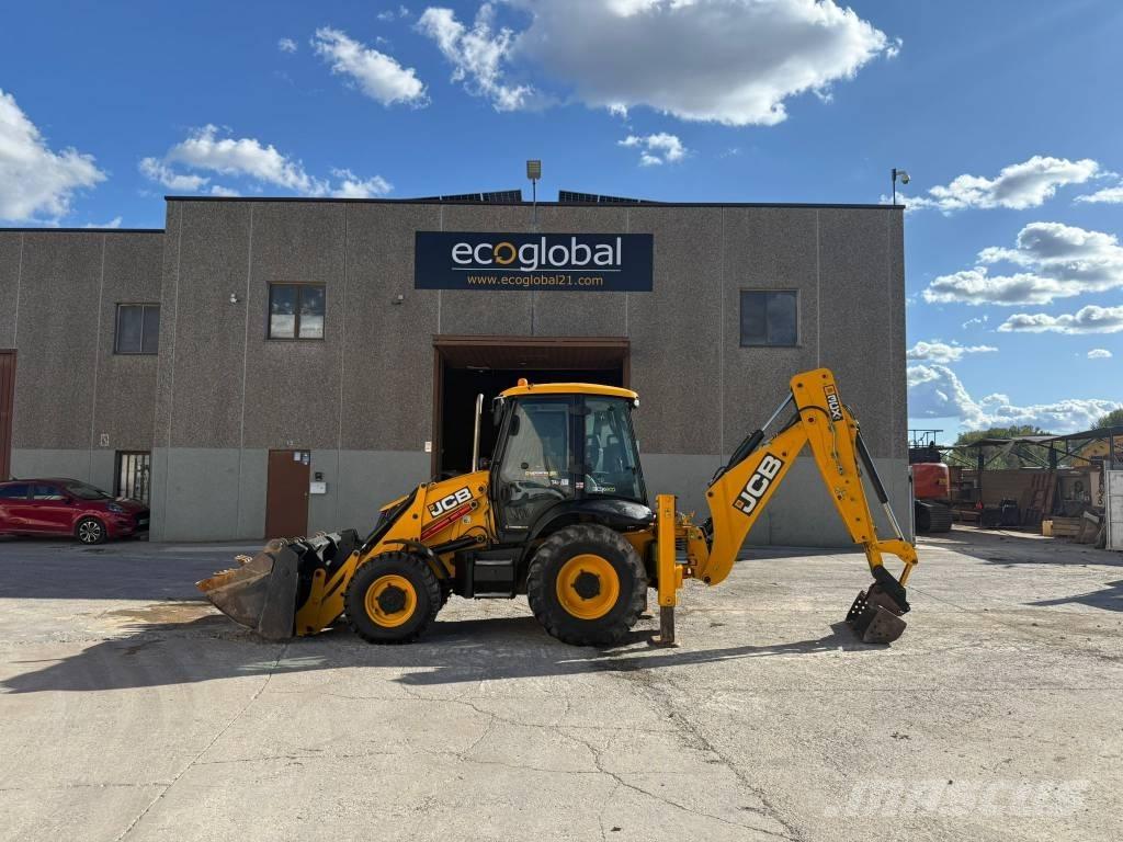 JCB 3 CX Backhoe loaders